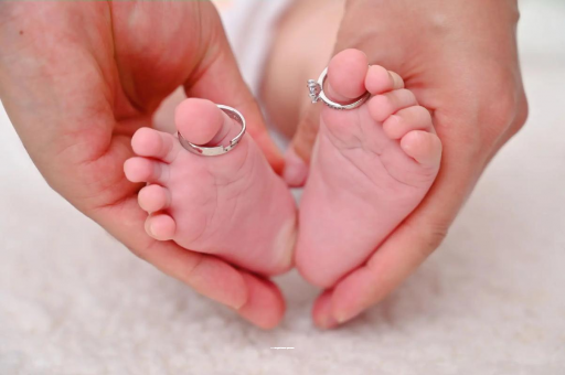 靖边宝宝怎么判断长牙发烧